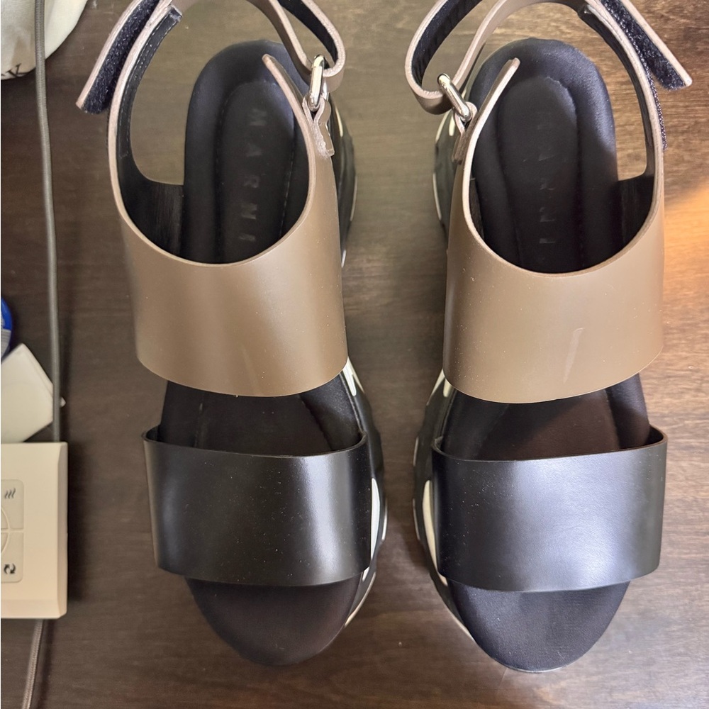 Marni Block Platform Sandals – Black + Dark Olive – Size 40